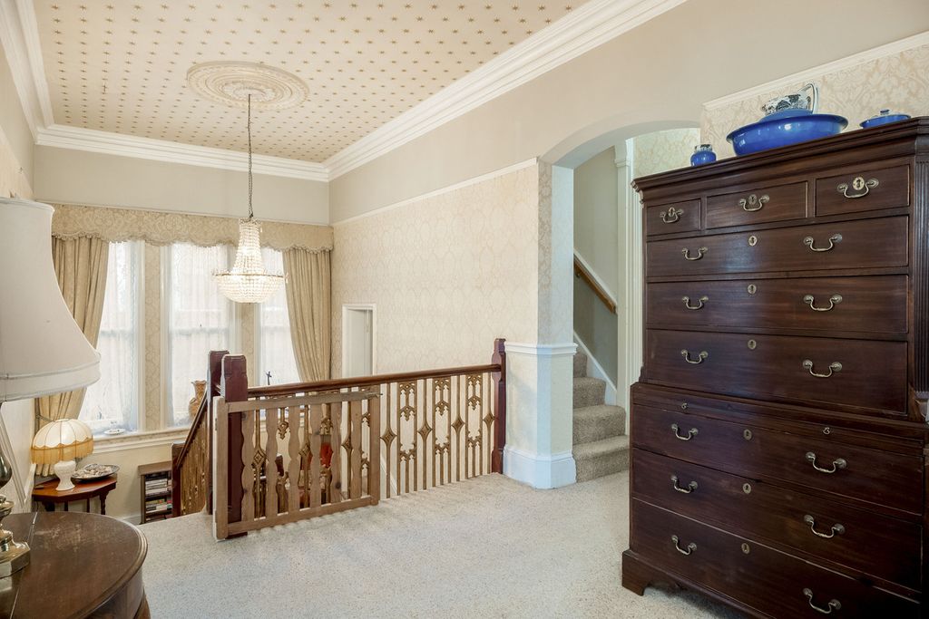 Additional image 14 of 7 bed villa for saleArlington Avenue, Leamington Spa, Warwickshire CV32