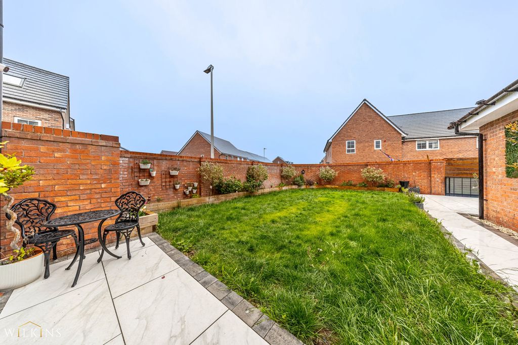 Additional image 20 of 4 bed detached house for saleFleece Lane, Nuneaton, Warwickshire CV11