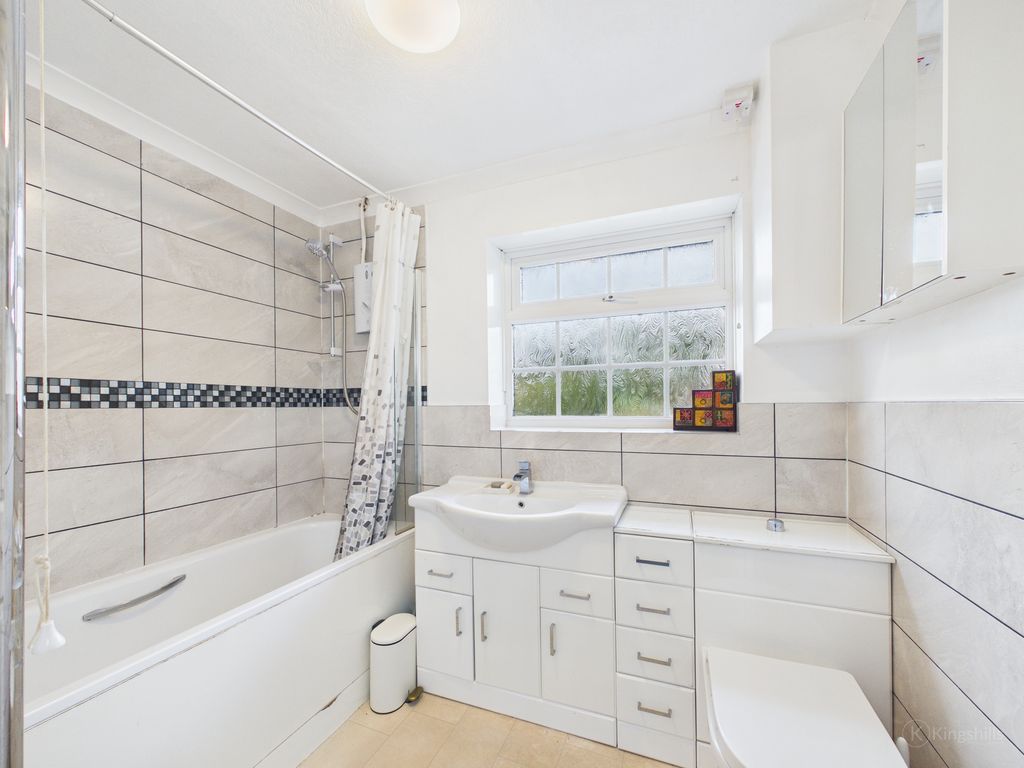 Additional image 10 of 3 bed semi-detached house for saleNorthfield Road, Princes Risborough, Buckinghamshire HP27