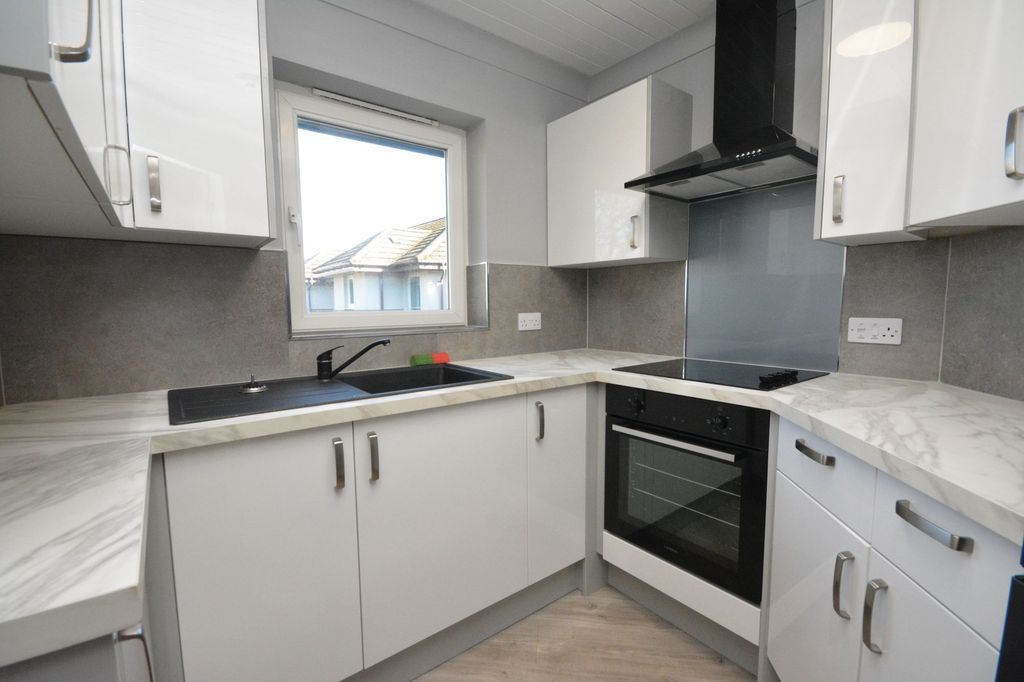 Additional image 3 of 1 bed flat for saleWellside Place, Wellside Court FK1
