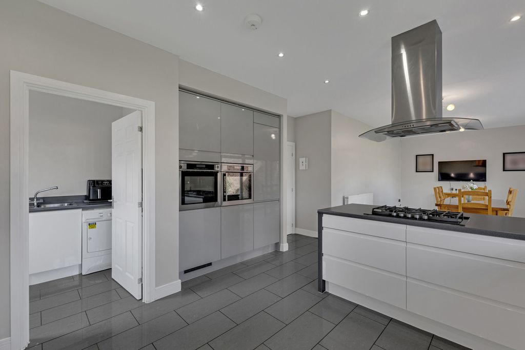 Additional image 8 of 5 bed detached house for saleGreendale Road, Nuneaton CV11