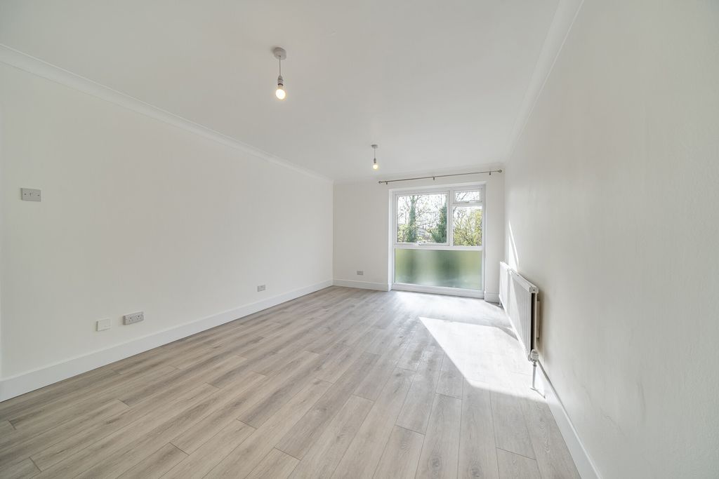 Additional image 9 of 2 bed flat for saleNigel Close, Northolt UB5