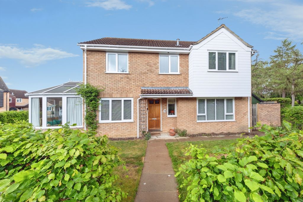 4 bed link detached house for saleCarters Close, Sherington, Newport Pagnell MK16