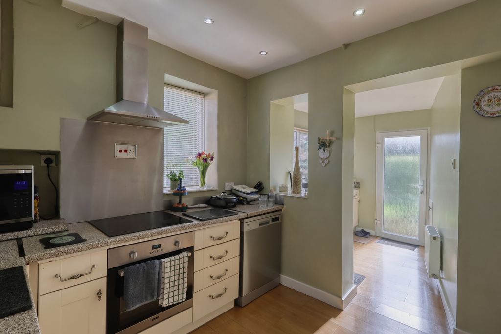 Additional image 5 of 4 bed semi-detached house for saleSummerleys Road, Princes Risborough, Buckinghamshire HP27