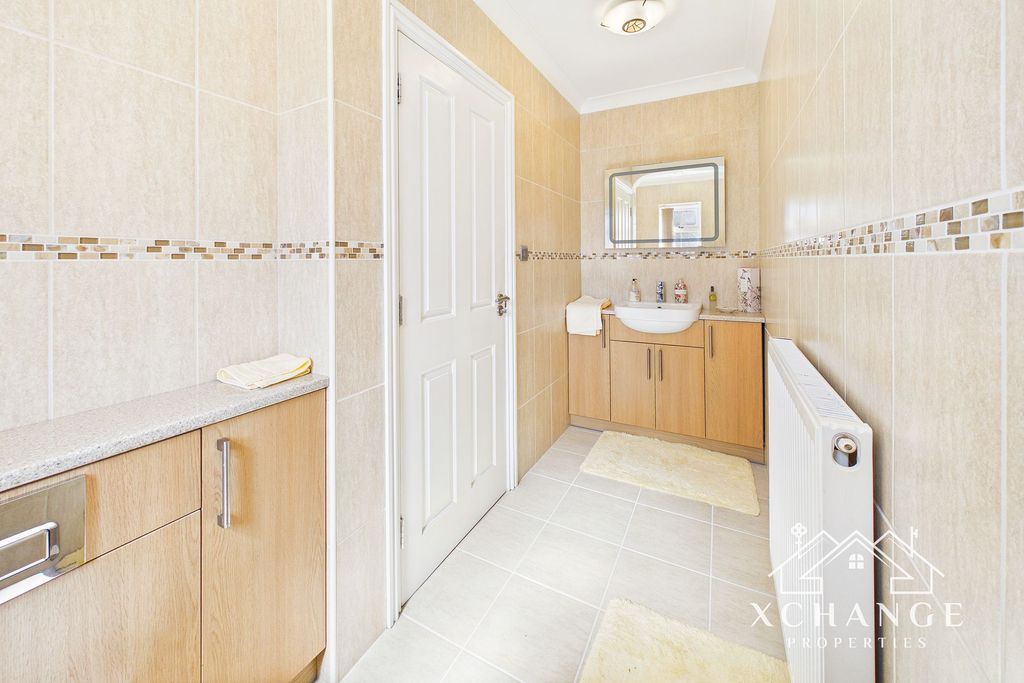 Additional image 19 of 3 bed detached house for saleSlade Close, Nuneaton CV11