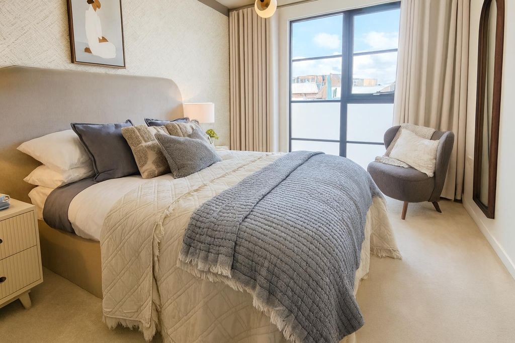 Additional image 7 of 2 bed flat for saleSterling Place, Burlington Road, London KT3