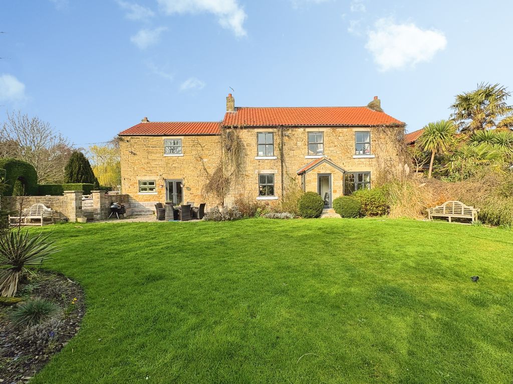 Additional image 3 of 4 bed farmhouse for saleWhitehouse Farm, Newcastle Upon Tyne NE12