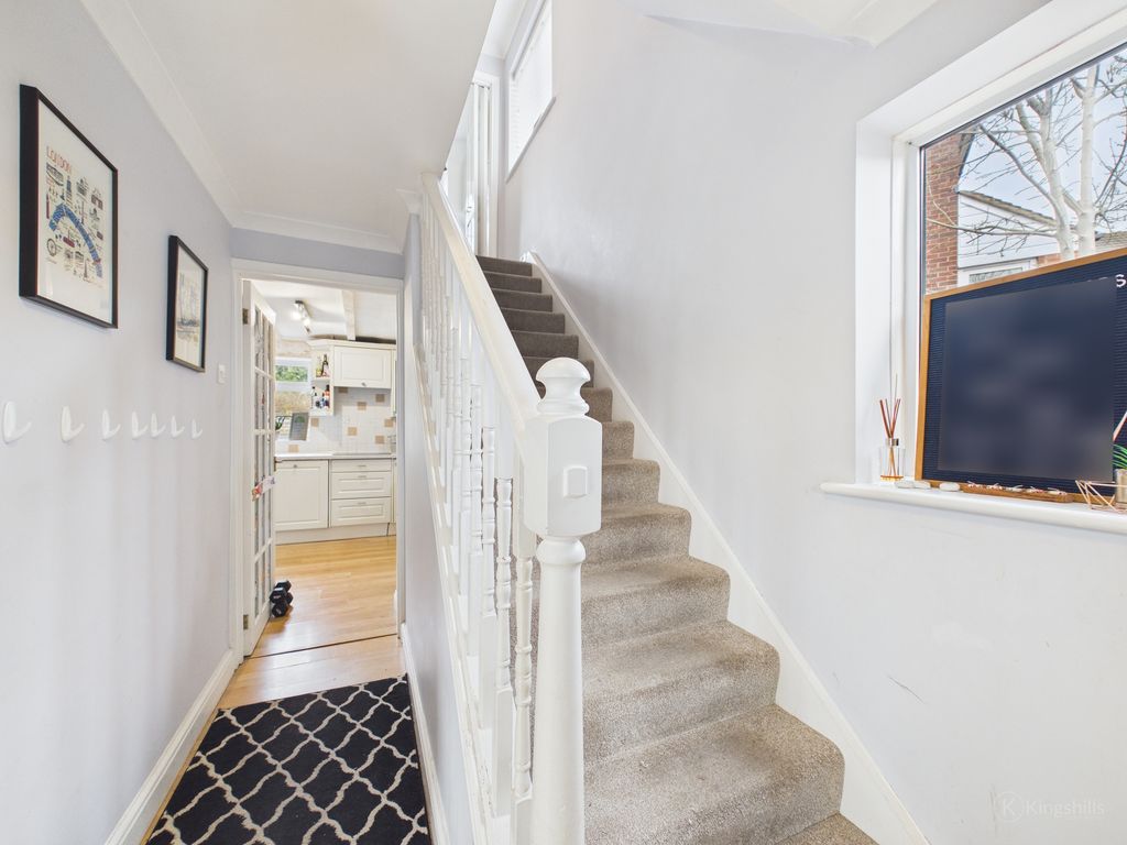 Additional image 8 of 3 bed semi-detached house for saleNorthfield Road, Princes Risborough, Buckinghamshire HP27