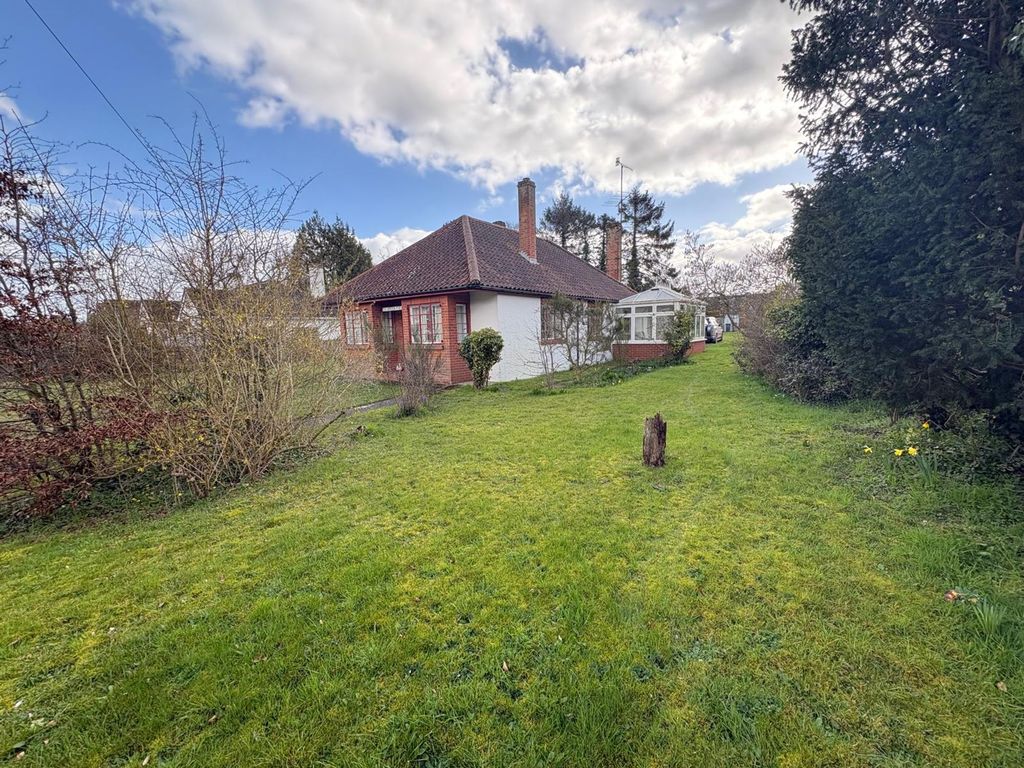 3 bed property for saleWaterloo Avenue, Leiston IP16 photo 5