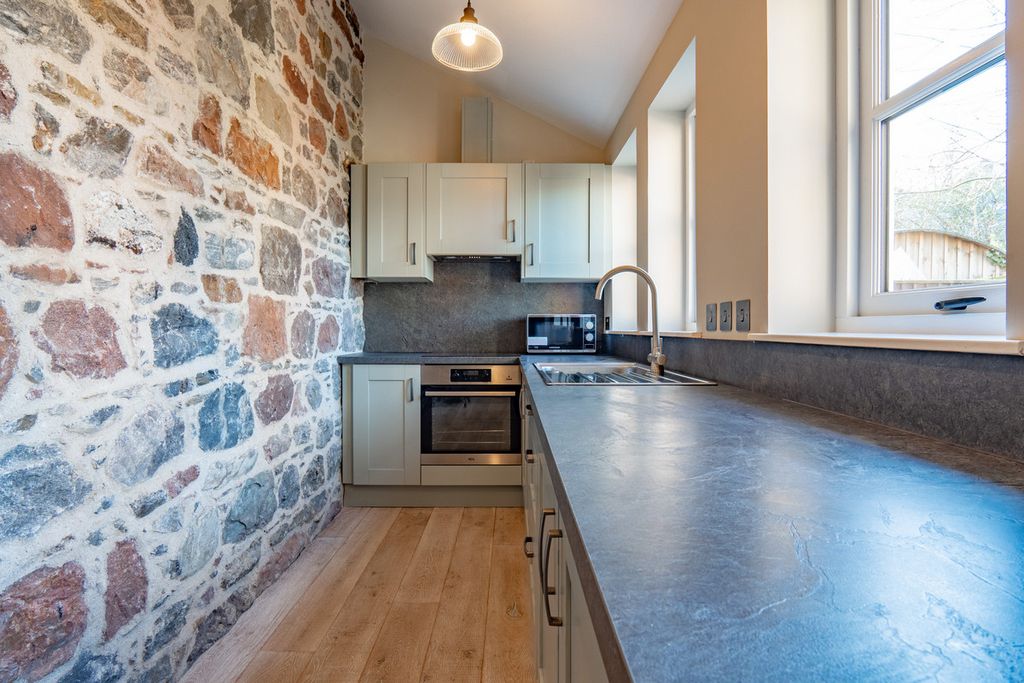 Additional image 8 of 2 bed detached house for saleHigh Street, Inverness IV3