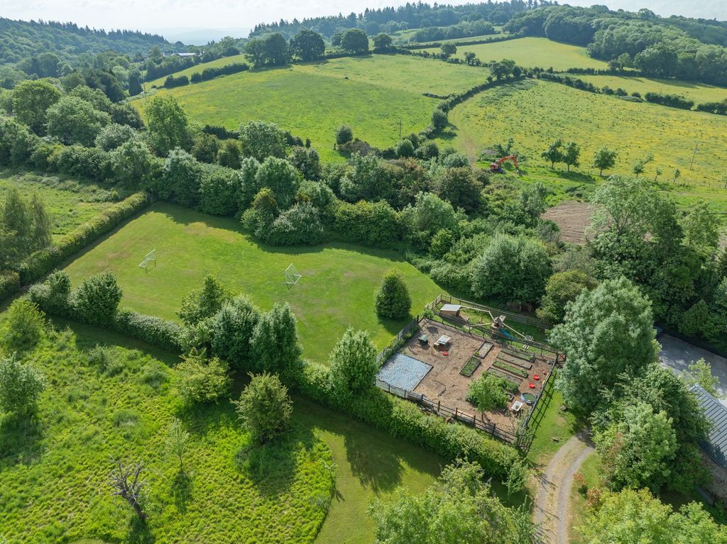 Additional image 45 of 7 bed property for saleGloucester Road, Longhope GL17