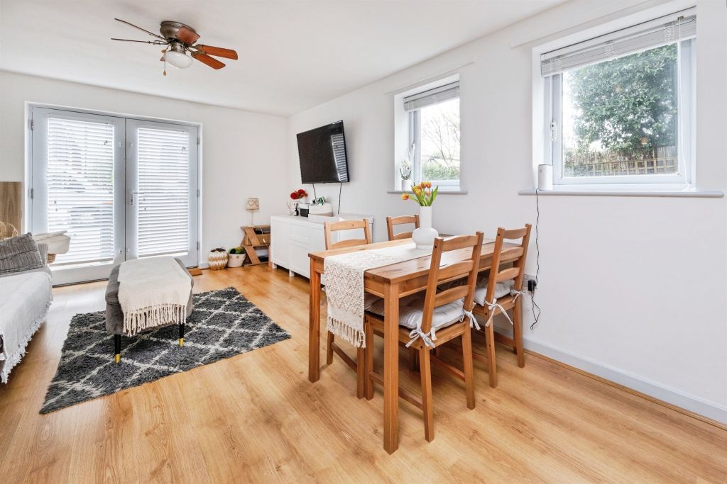 Additional image 5 of 1 bed flat for saleAddenbrookes Road, Newport Pagnell MK16
