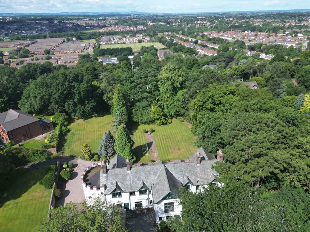 Additional image 3 of 4 bed detached house for saleChenotrie Gardens, Prenton CH43