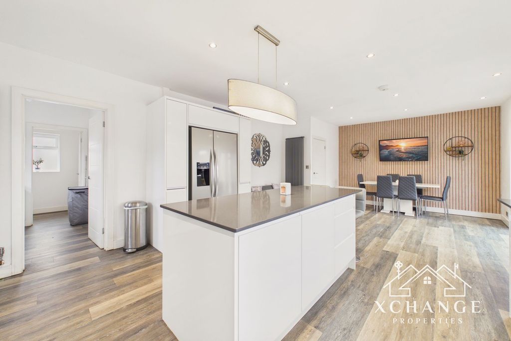 Additional image 2 of 3 bed semi-detached house for saleLutterworth Road, Nuneaton CV11