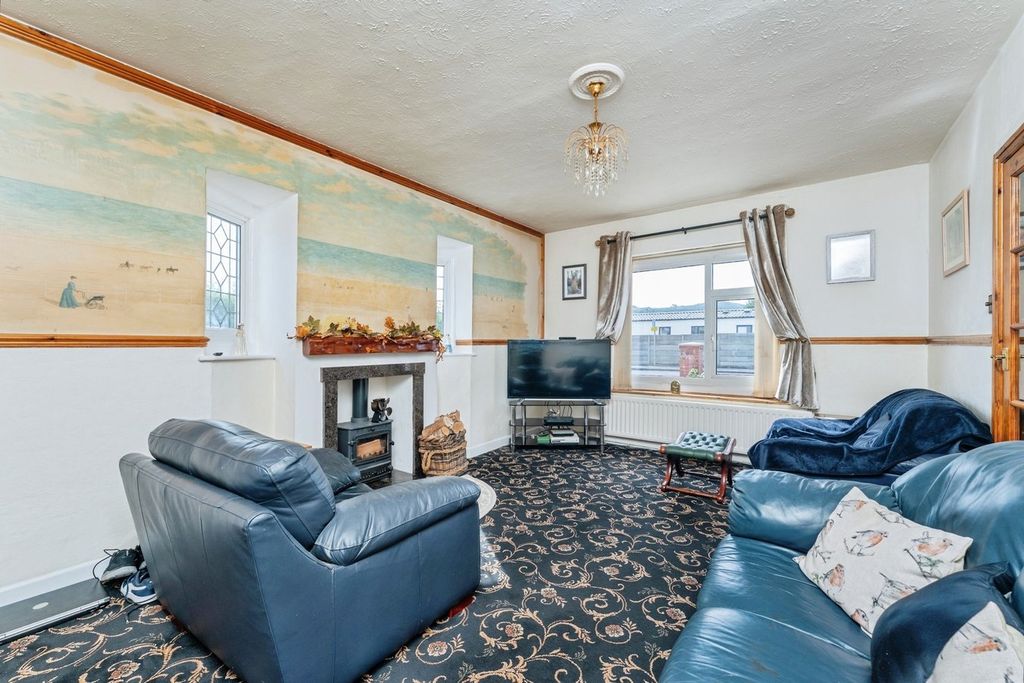 Additional image 2 of 4 bed detached house for saleThe Mall, Prestatyn LL19