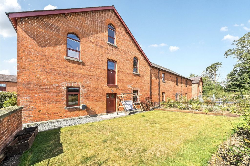 4 bed detached house for saleForden, Welshpool, Powys SY21