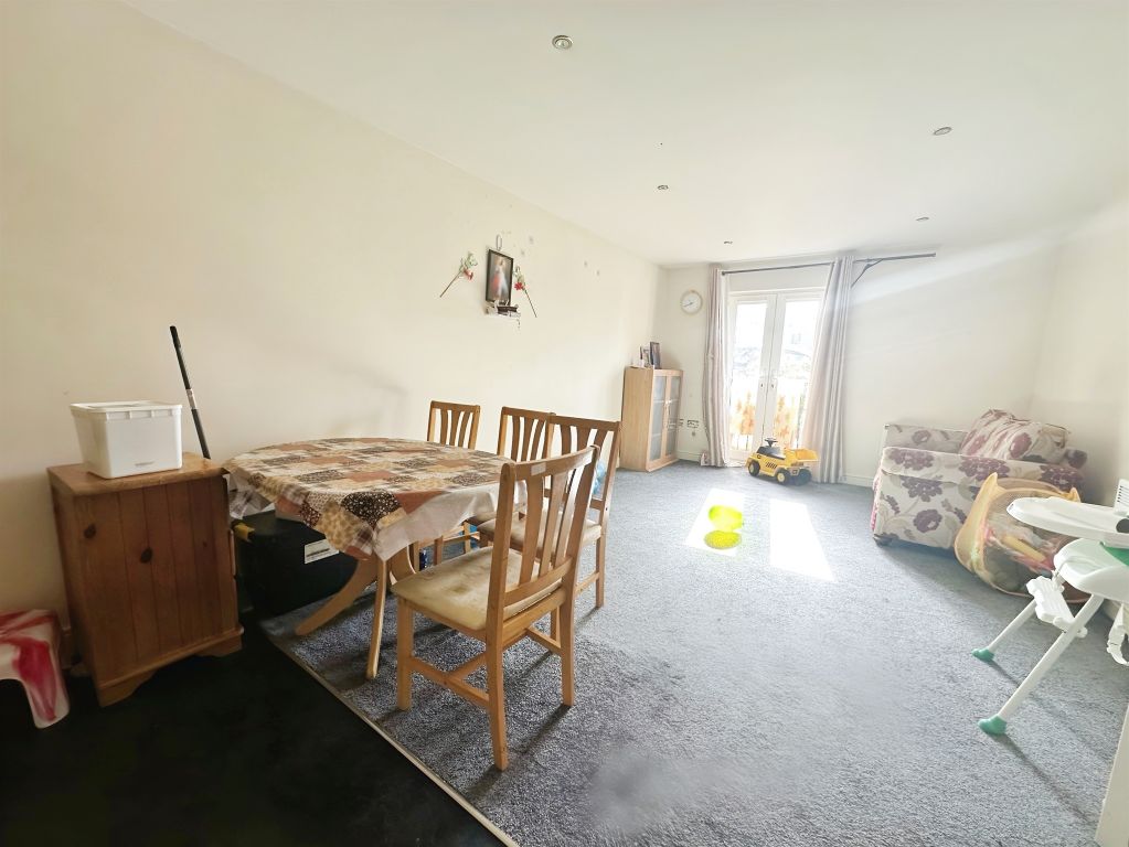 Additional image 5 of 2 bed flat for saleOlsen Rise, Lincoln LN2