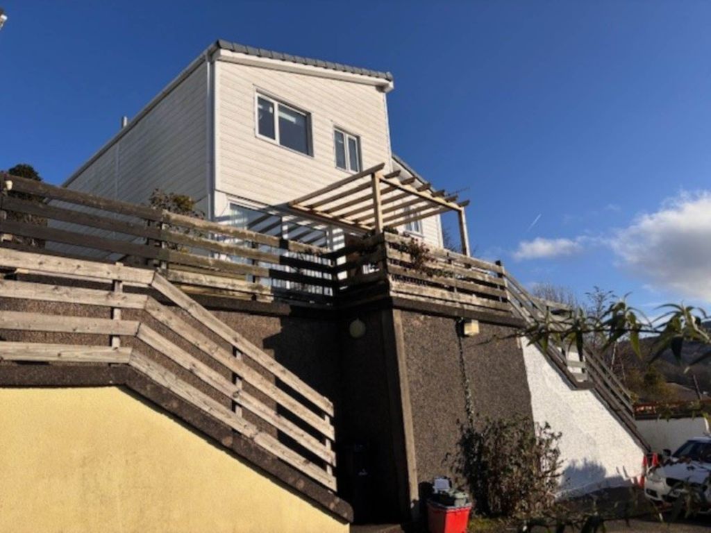 3 bed semi-detached house for salePenrallt Street, Machynlleth SY20