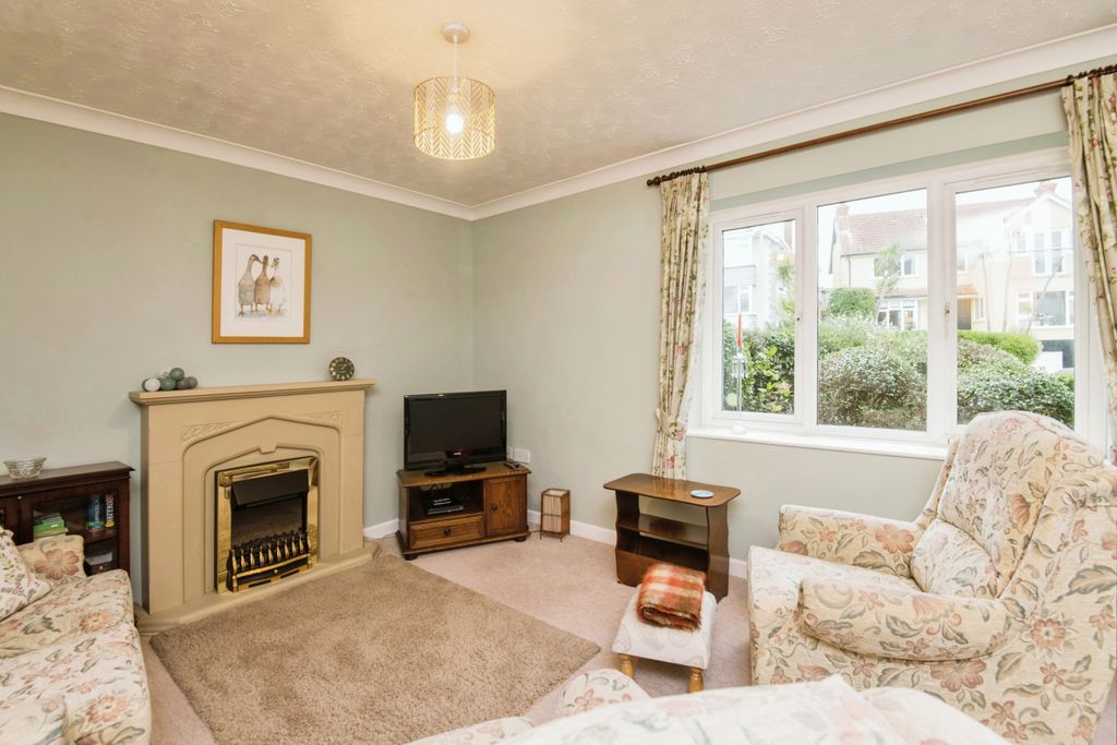 Additional image 2 of 2 bed flat for saleCloverdale Court, Lyme Regis DT7