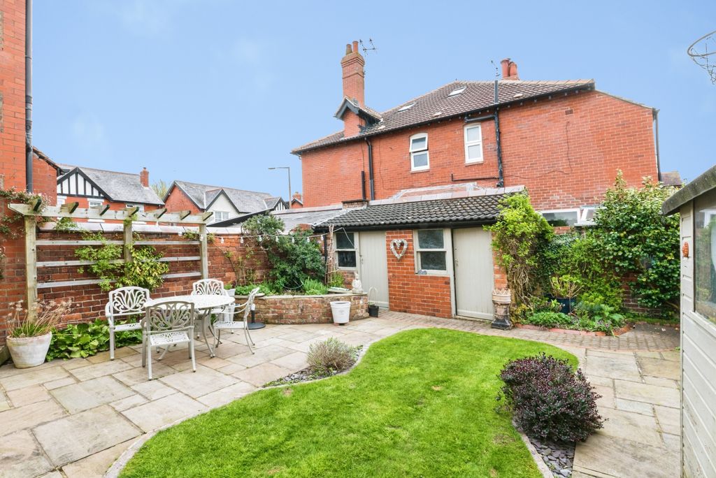 Additional image 14 of 4 bed semi-detached house for saleWorsley Road, Lytham St. Annes FY8