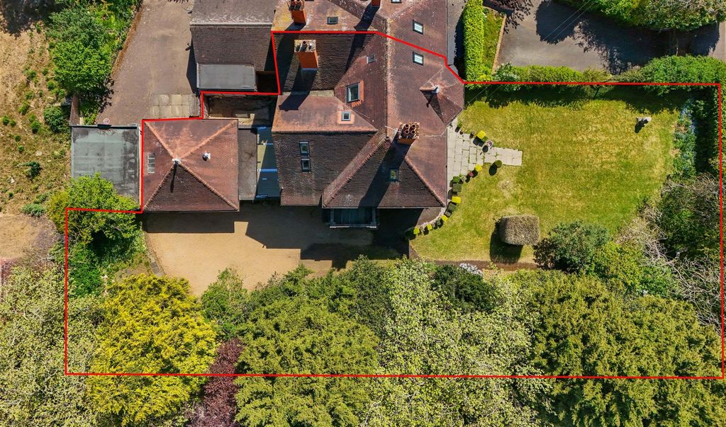 Additional image 35 of 7 bed semi-detached house for saleAbington Park Crescent, Northampton NN3