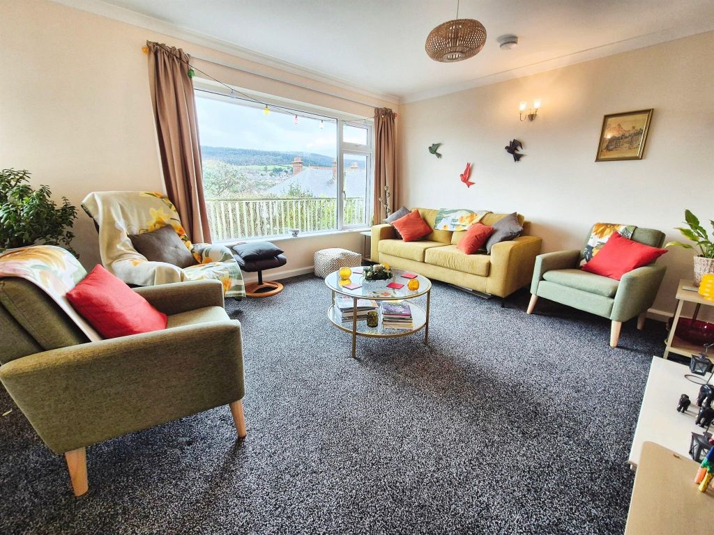 3 bed detached bungalow for saleParks Lane, Minehead TA24 photo 5