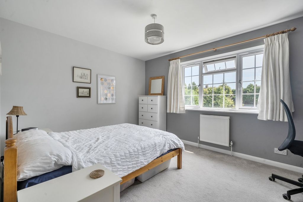 Additional image 11 of 5 bed detached house for saleGrove Road, Newbury RG14