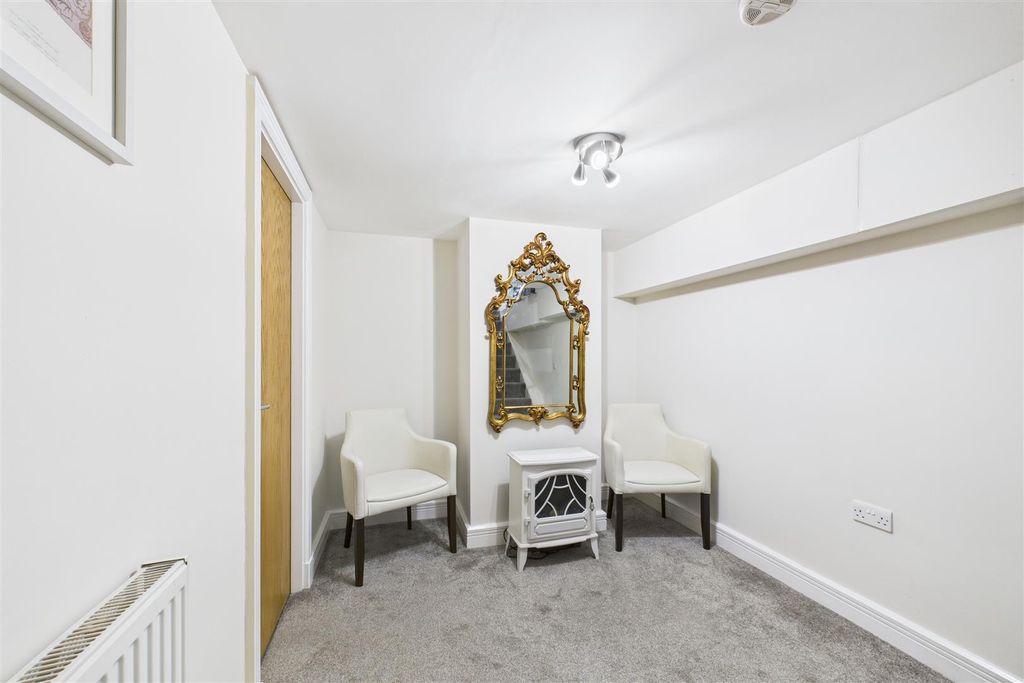 Additional image 15 of 2 bed flat for saleGeorge Street, Newark NG24