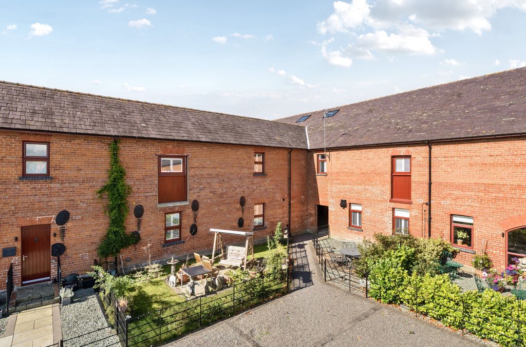 3 bed terraced house for saleForden, Welshpool, Powys SY21