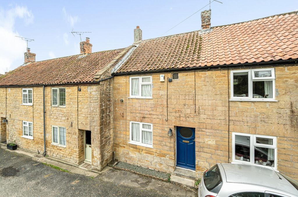 2 bed terraced house for saleEast Street, Martock, Somerset TA12