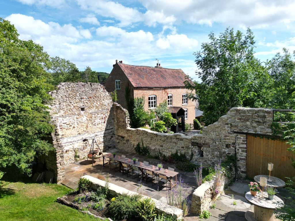 Additional image 40 of 7 bed property for saleGloucester Road, Longhope GL17