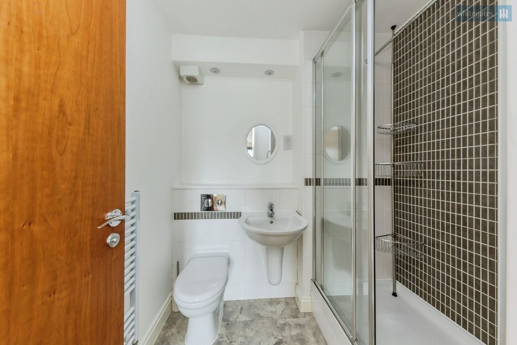 Additional image 10 of 2 bed flat for salePillory Street, Nantwich, Cheshire CW5