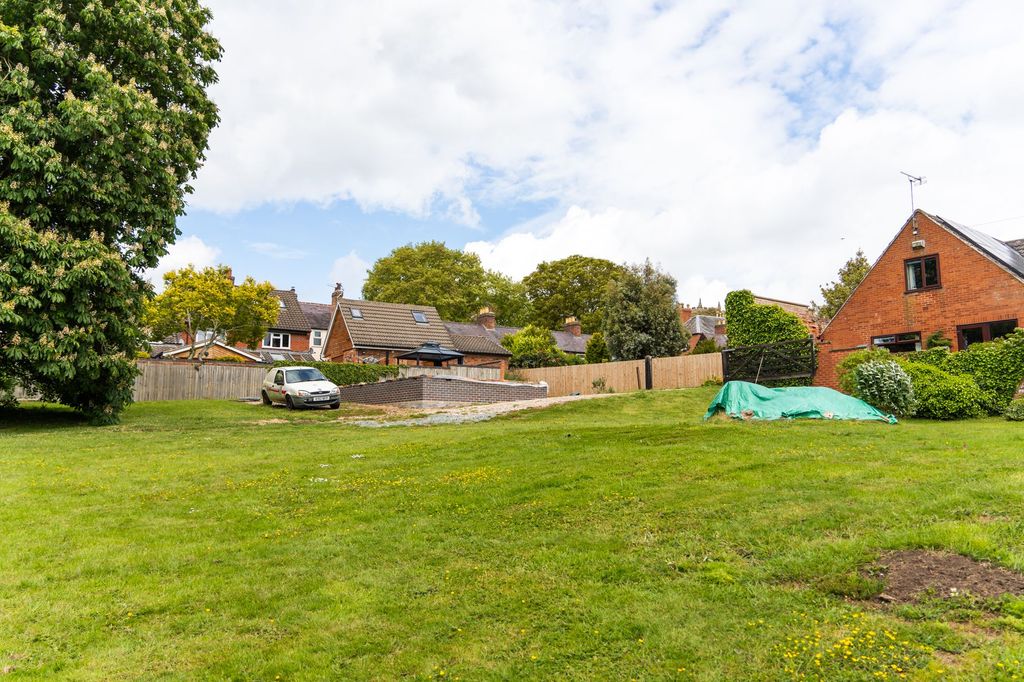 Additional image 36 of 4 bed detached house for saleThe Square, Thurnby LE7