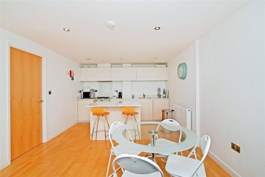 Additional image 24 of 2 bed flat for saleZinc, 2-10 Headland Road, Newquay, Cornwall TR7