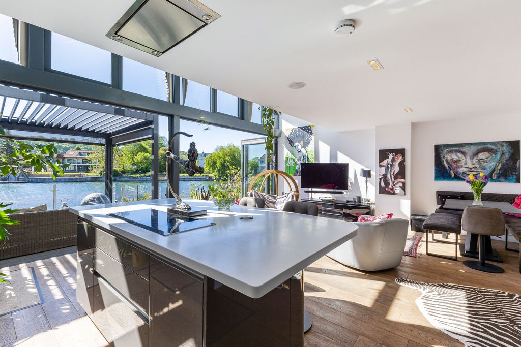 Additional image 5 of 4 bed detached house for saleMill Road, Marlow SL7