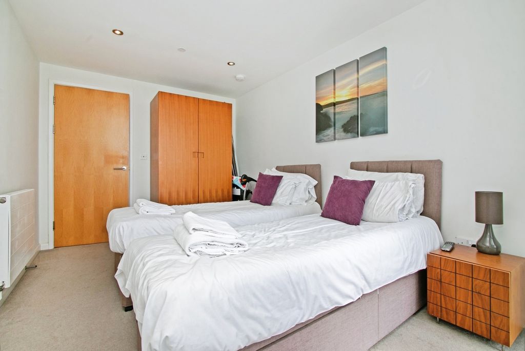 Additional image 28 of 2 bed flat for saleZinc, 2-10 Headland Road, Newquay, Cornwall TR7