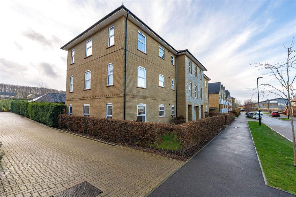 2 bed flat for saleCranford Road, Allington, Maidstone ME16 photo 5