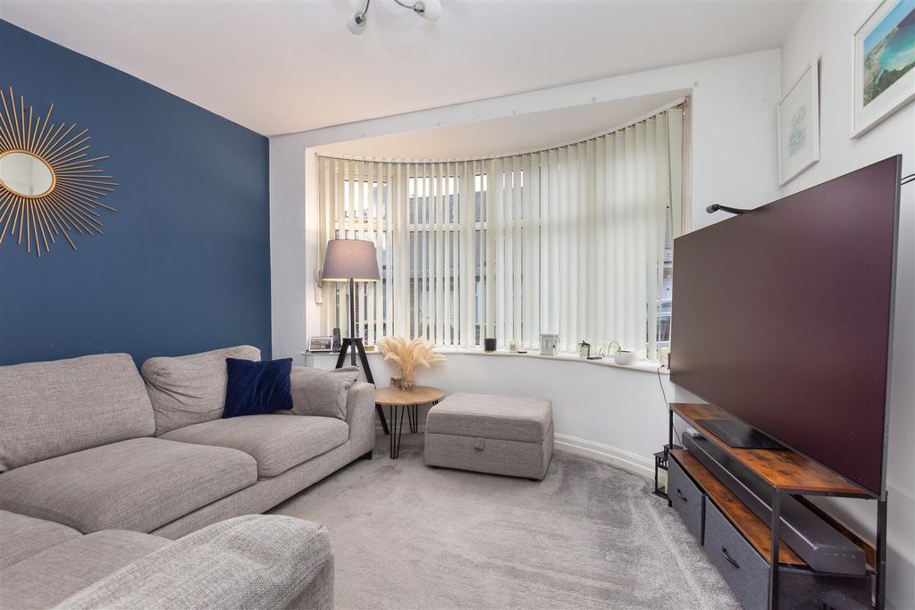 Additional image 2 of 4 bed end terrace house for saleAvondale Road, Lancaster LA1