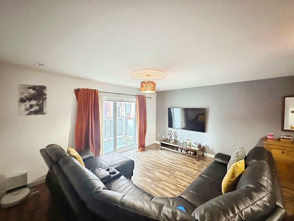 Additional image 3 of 3 bed flat for saleTrades Lane, Dundee DD1