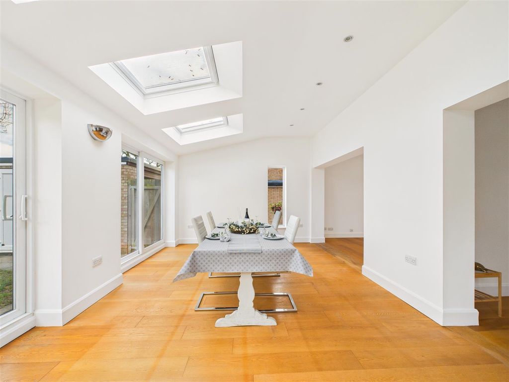 Additional image 7 of 4 bed detached house for saleParklands Drive, North Ferriby HU14