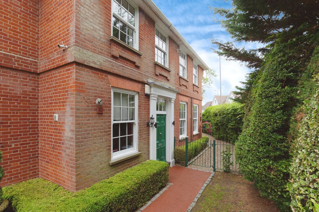 Additional image 19 of 2 bed terraced house for saleHigh Street, Ongar, Essex CM5