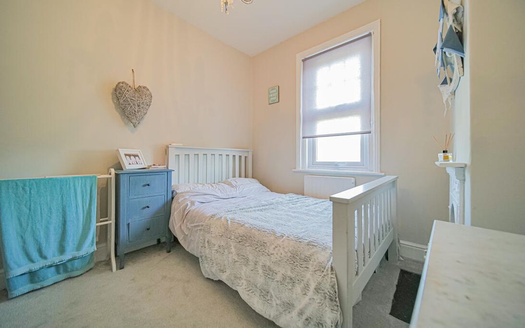 Additional image 20 of 4 bed semi-detached house for saleSandridge Road, Melksham, Wiltshire SN12
