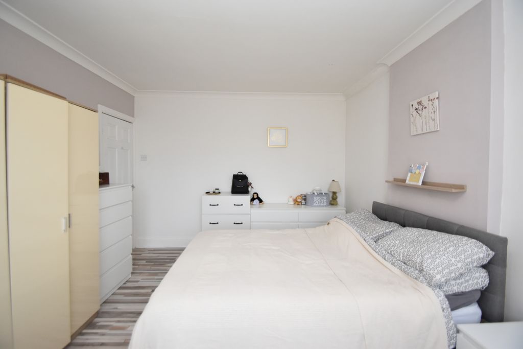 Additional image 8 of 2 bed flat for saleDorothy Avenue, Skegness PE25