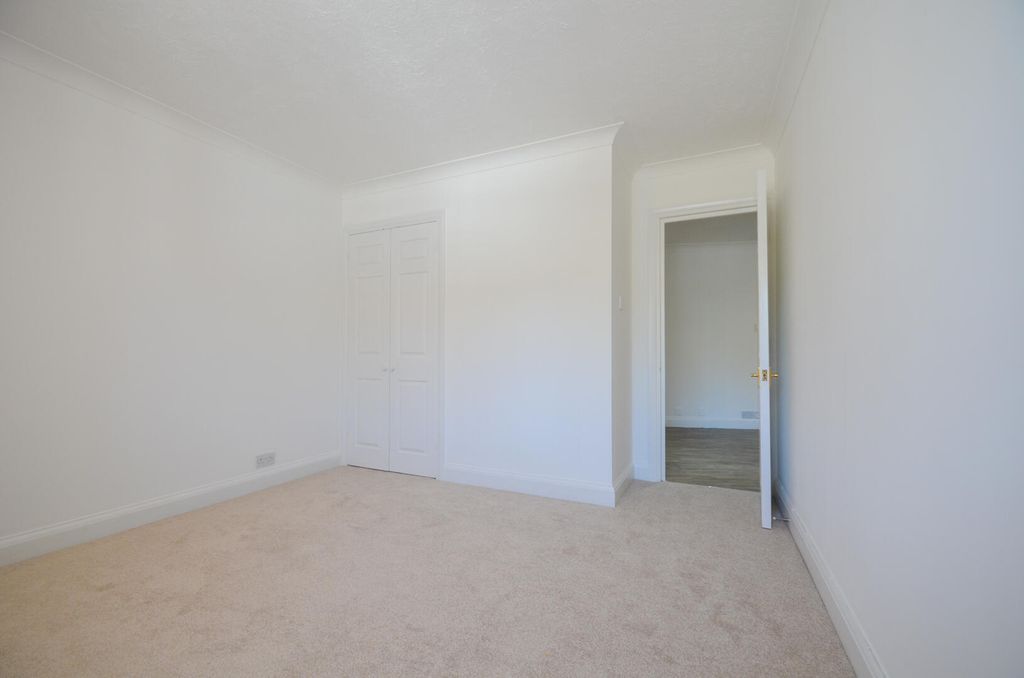 Additional image 4 of 2 bed flat for saleLower Street, Pulborough RH20