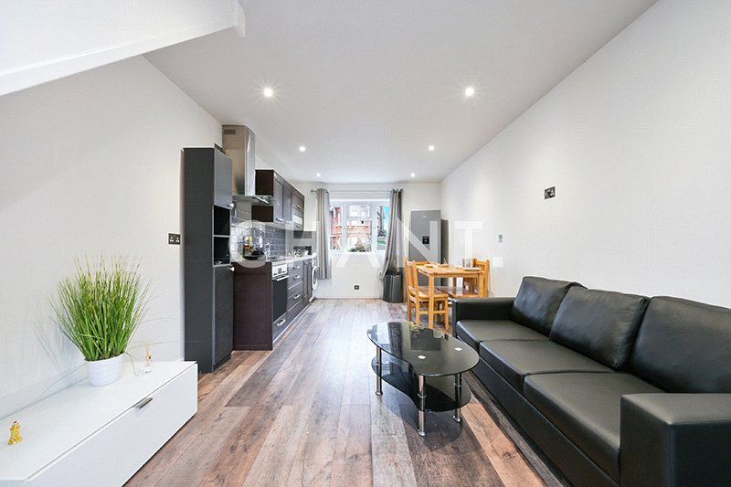 Additional image 24 of 5 bed detached house for salePresburg Road, New Malden, Kingston Upon Thames, London KT3