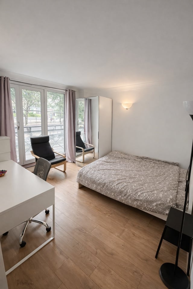 2 Bed Flat, Lizmans House, NW1, N1 7GU photo 4