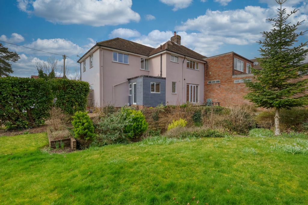 Additional image 10 of 4 bed semi-detached house for saleSummerleys Road, Princes Risborough, Buckinghamshire HP27