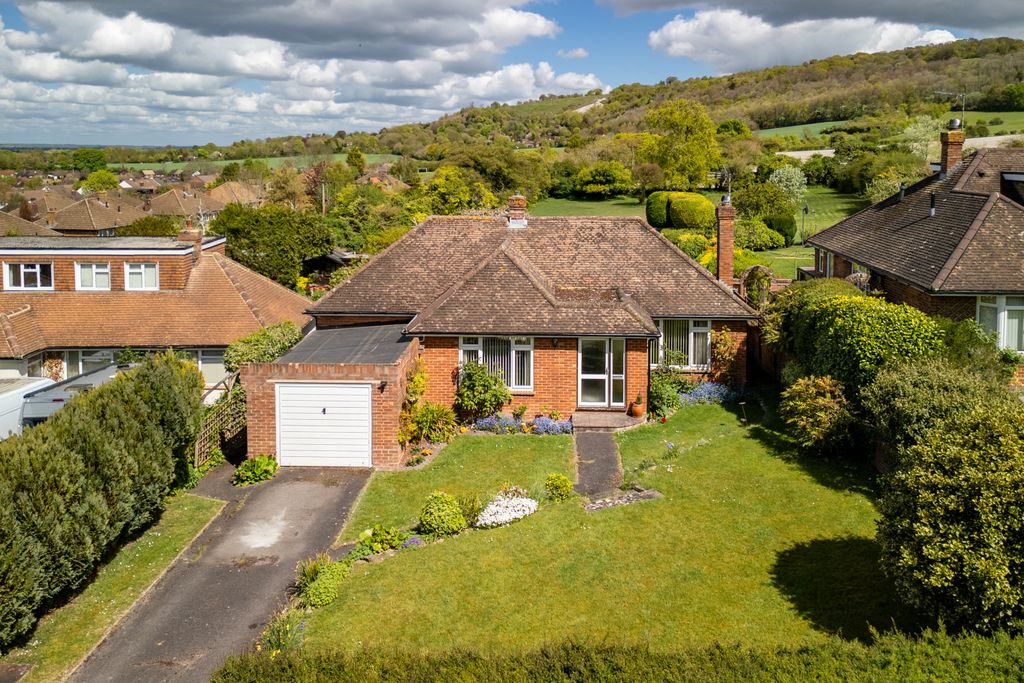 Additional image 2 of 3 bed bungalow for saleNew Road, Princes Risborough, Buckinghamshire HP27