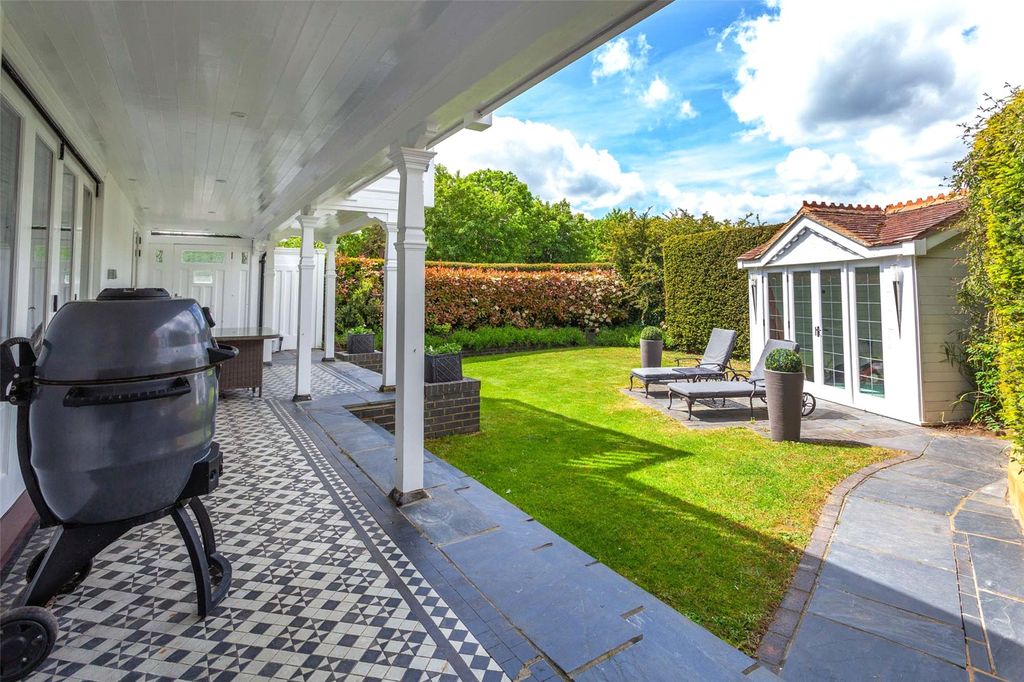 Additional image 5 of 4 bed detached house for saleMill Road, Marlow, Buckinghamshire SL7
