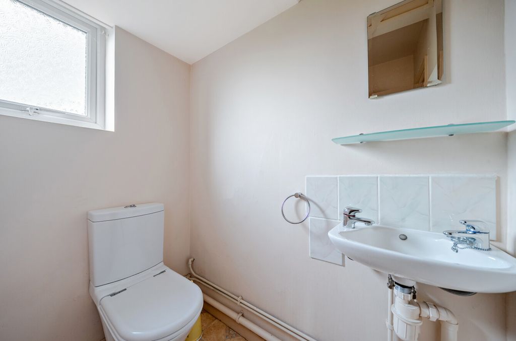 Additional image 10 of 3 bed detached house for saleGuilsfield, Welshpool, Powys SY21